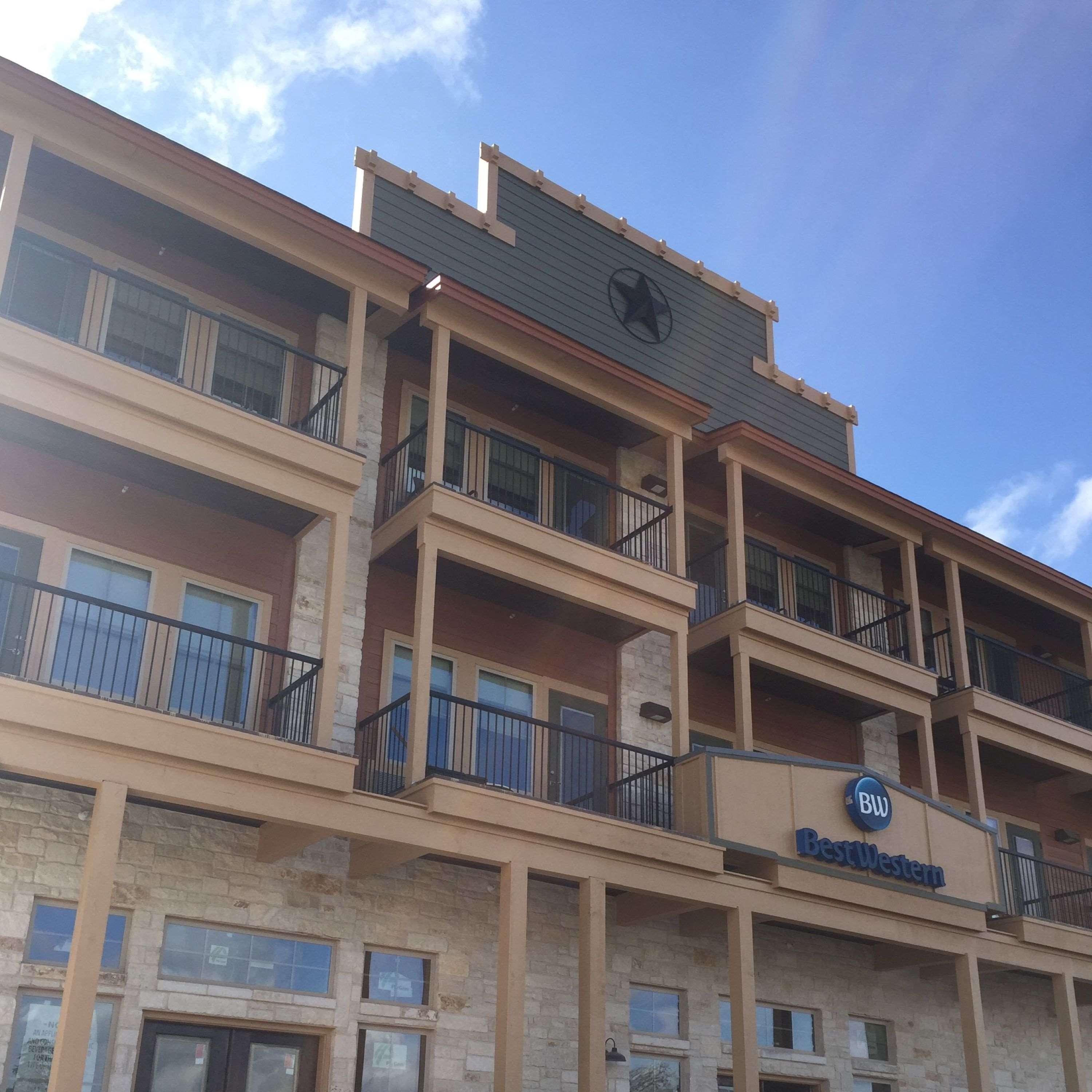 Best Western Bandera Suites&Saloon Exterior foto