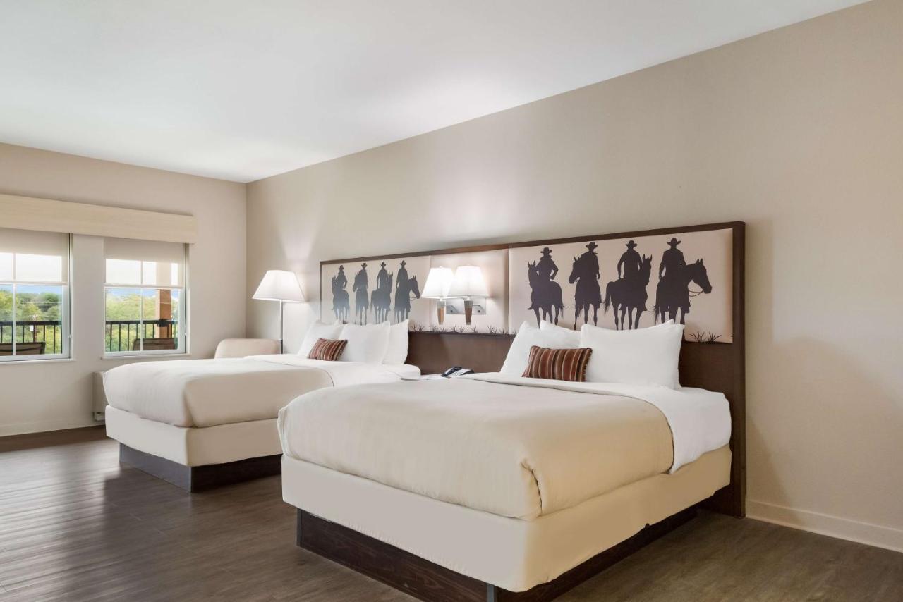 Best Western Bandera Suites&Saloon Exterior foto