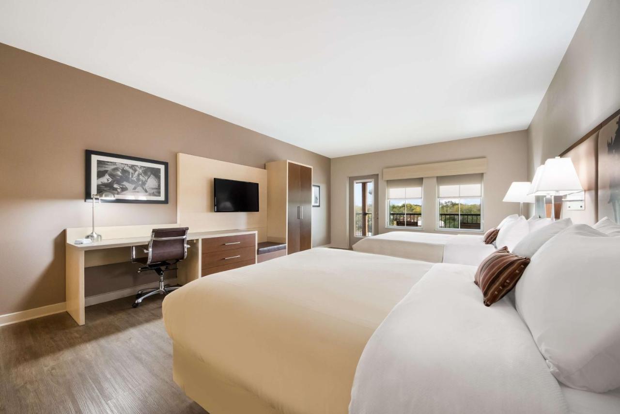 Best Western Bandera Suites&Saloon Exterior foto